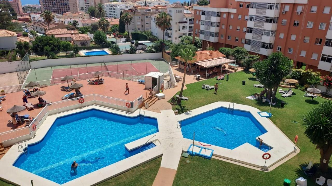 Enjoying Together Torremolinos Esterno foto
